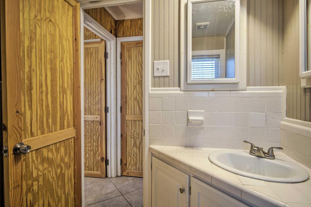 Waterfront Foley Area Home - 15 Mi To Gulf! Elberta 외부 사진